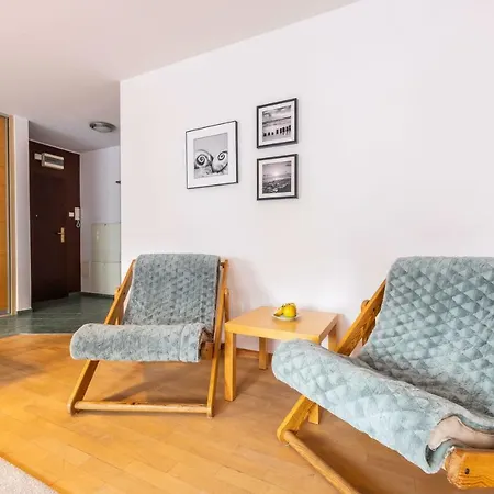 Victus Apartament Osaka Apartment